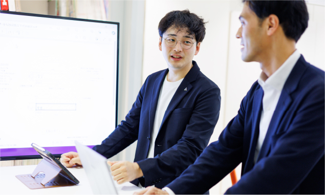 <p>研究者の「想い」を支えるために<br />
図面から始まる未来づくりがあります</p>