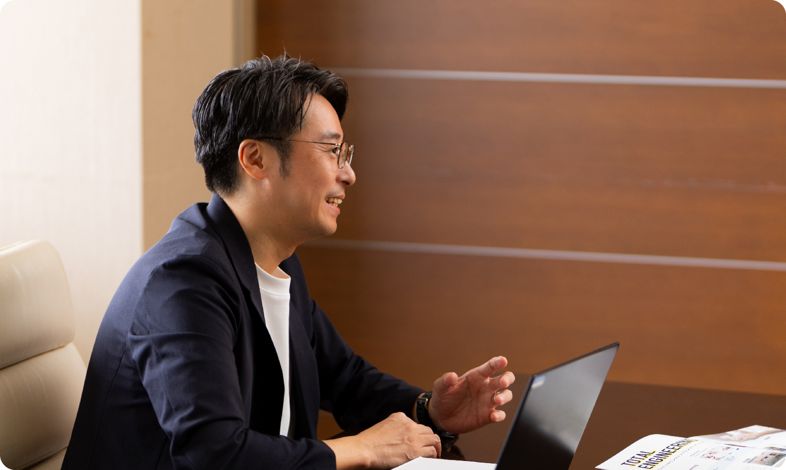 <p>新薬の開発に関わる製品を通じて、<br class=