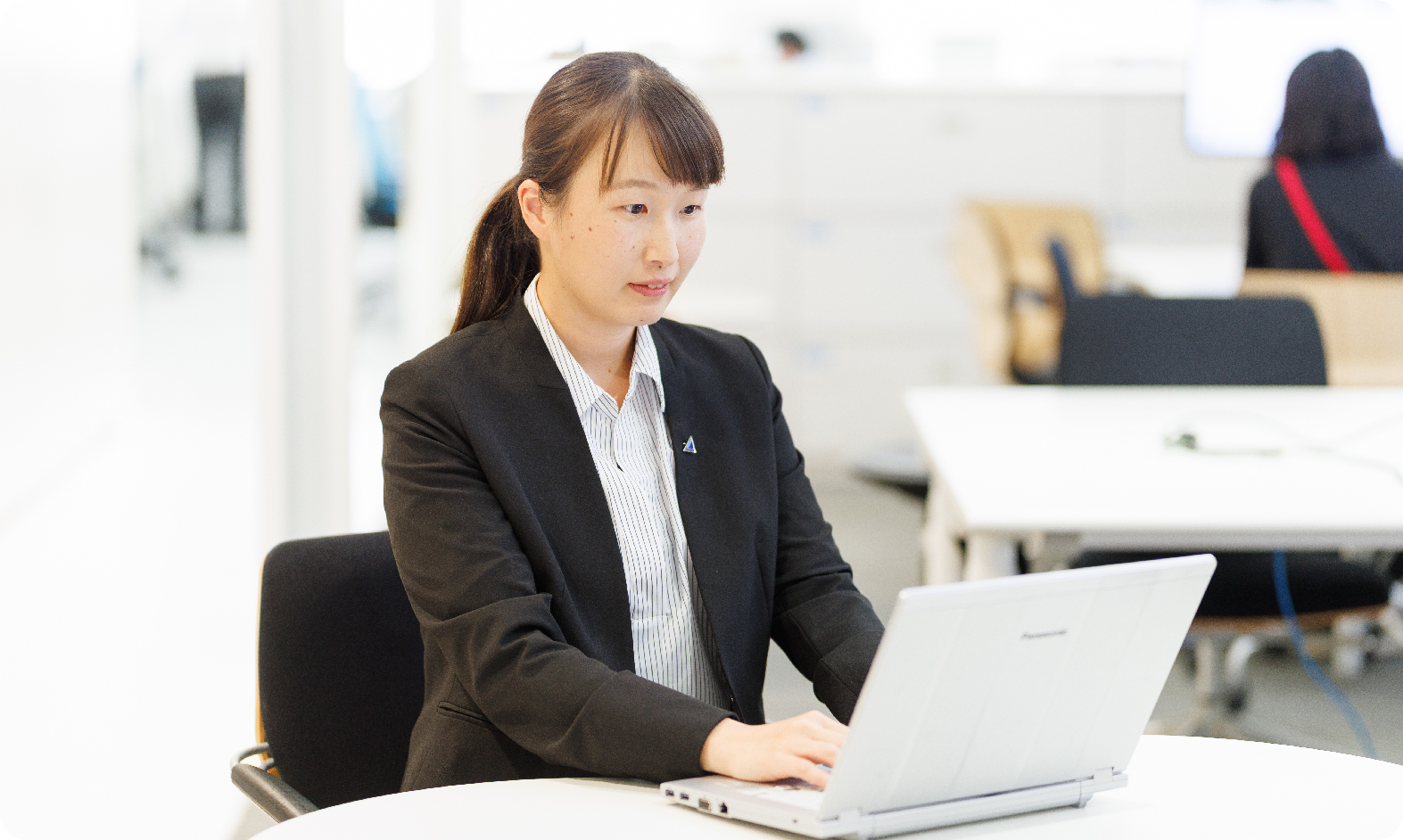 <p>「人のために働く」という軸は、<br />
ずっと変わっていません</p>